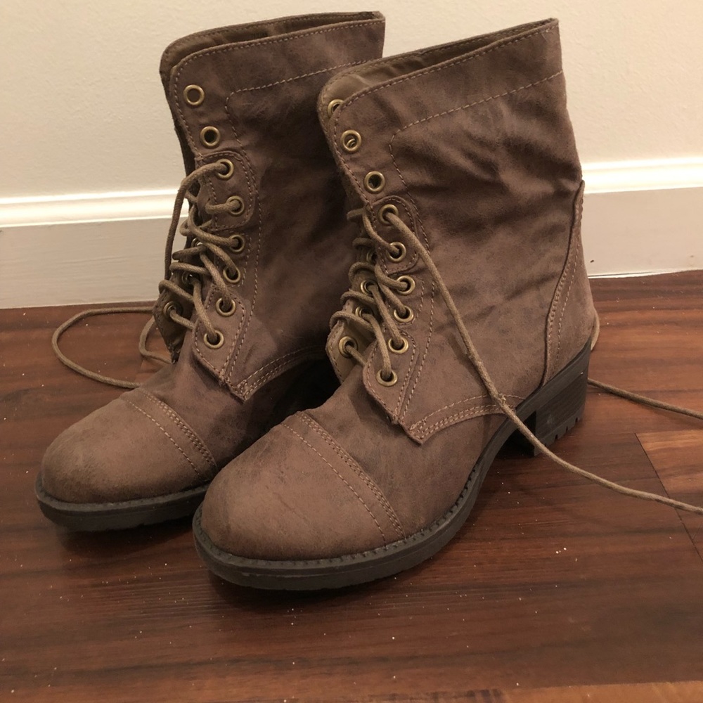 Brown Combat boots women size 6